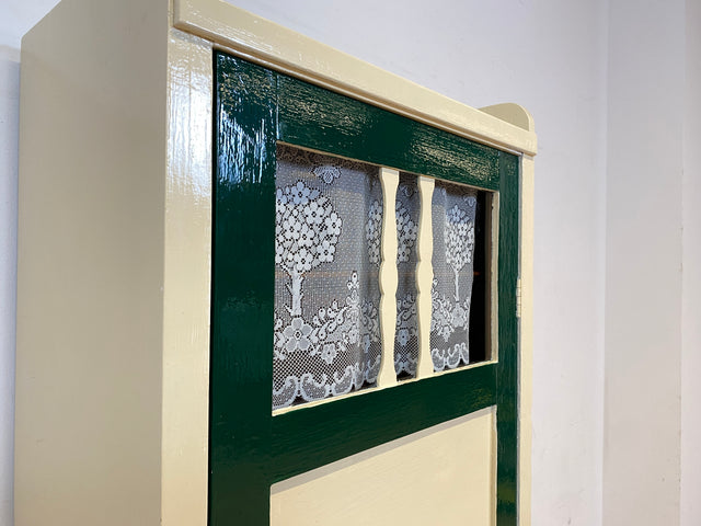Schöner weißer antiker Hochschrank I Vollholz I Schrank Vitrine Wäscheschrank Highboard Küchenschrank Schuhschrank Flurschrank Bücherschrank Geschirrschrank Jugendstil Vintage I