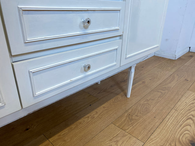 Sehr schönes weißes 70er Jahre Sideboard mit Schubladen & hübschen Originalgriffen I Kommode Anrichte Schrank TV Lowboard Bank Fernsehkommode Wäschekommode Retro Vintage I
