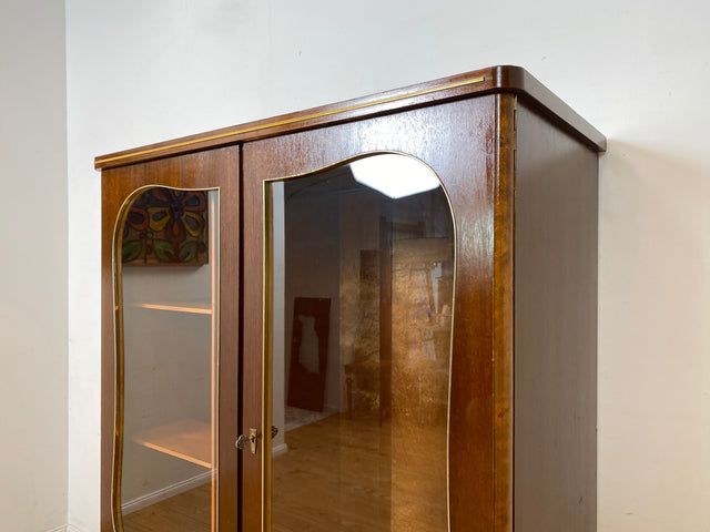 Besonders schöner und perfekt aufgeteilter dunkler Mid-Century Kleiderschrank mit Glastüren I Schrank Schlafzimmerschrank Wäscheschrank Rockabilly Vintage 50er 60er I