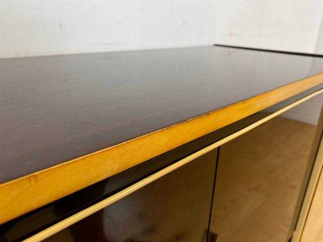 Stilvolles dunkles 60er Jahre Sideboard mit konischen Füßen und Messing Beschlag I Kommode Schrank Wäschekommode Fernsehkommode TV Lowboard Board 50er Rockabilly Vintage I