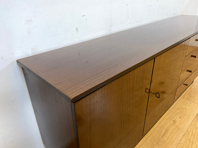Stilvolles und sehr gut erhaltenes dunkles Vintage Sideboard mit Schubladen I Schrank Anrichte Lowboard Wäschekommode Fernsehkommode TV Board Mid-Century Retro 60er 70er I