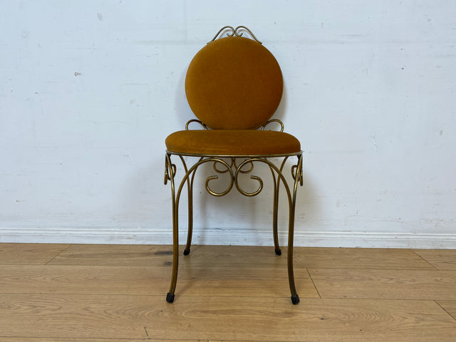 Sehr eleganter und gut erhaltener goldener 60er Jahre Stuhl aus Metall mit Samtbezug I Salonstuhl Metallstuhl Esszimmerstuhl Schreibtischstuhl Küchenstuhl Vintage I