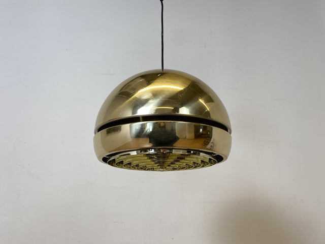 WMK I Seltene goldene skandinavische 70er Jahre Space Age Hängelampe aus Aluminium