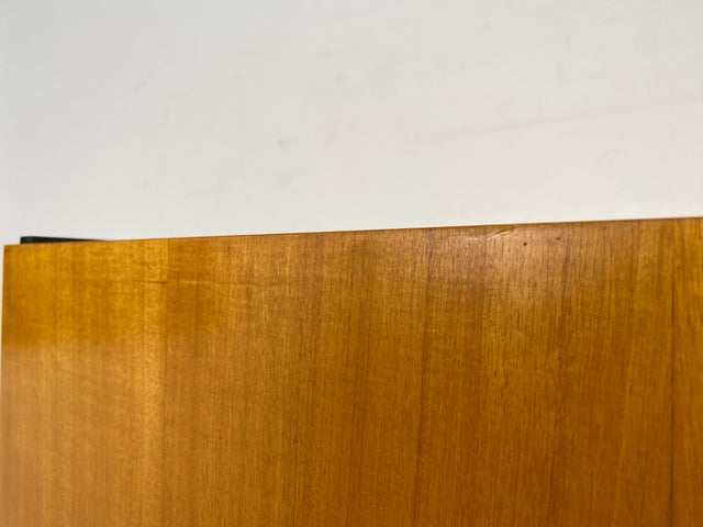 Stilvoller heller Mid-Century Wohnzimmerschrank aus 1969 mit Vitrine und Schubladen I Schrank Highboard Bücherschrank Kommode Sideboard Geschirrschrank Vintage Retro 70er