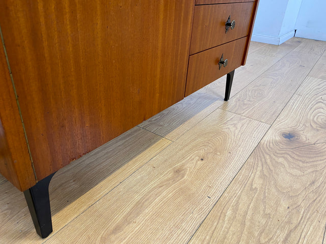 Sehr schöner modularer Mid-Century Bücherschrank auf neuen Metallfüßen mit Schubladen I Regal Bücherregal Highboard Kommode Regalwand Wohnwand Vintage Retro 60er I