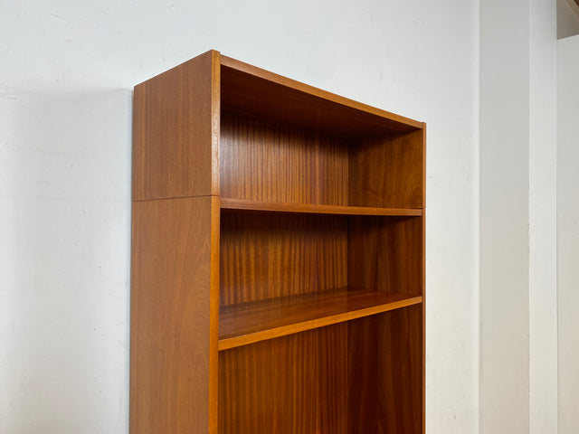 Sehr schöner modularer Mid-Century Bücherschrank auf neuen Metallfüßen mit Schubladen I Regal Bücherregal Highboard Kommode Regalwand Wohnwand Vintage Retro 60er I