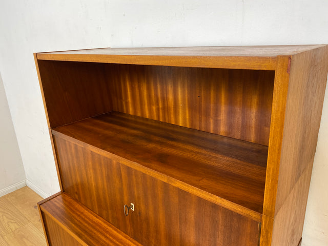 WMK I Schönes und geräumiges modulares Mid-Century Highboard auf neuen Metallfüßen mit Regal Fach I Schrank Bücherschrank Kommode Sideboard Wäschekommode Vintage Retro 60er I