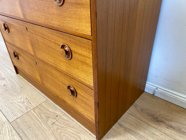 Stilvolle & sehr gut erhaltene skandinavische Kommode in Teakholz mit Schubladen & Holzgriffen I Schubladenkommode Sideboard Wäschekommode 60er 70er Vintage Danish Design I