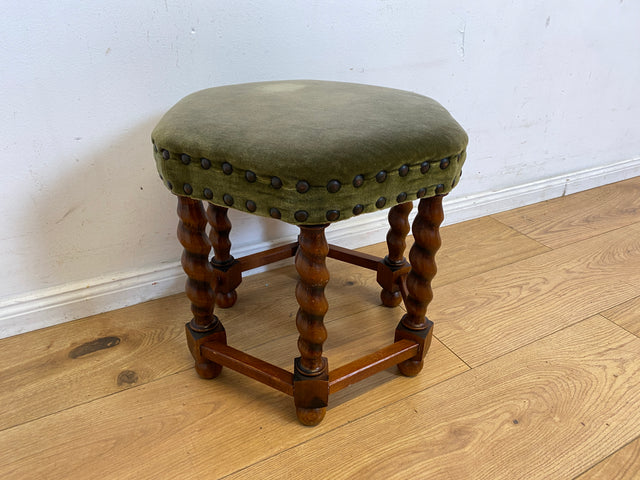 Sehr hübscher skandinavischer antiker Hocker mit fein gedrechselten Beinen I sechseckiger Sitzhocker Fußhocker Fußbank Schemel Sitz Stuhl Pouf Vintage I