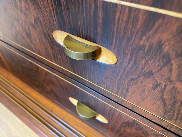 Stilvolles skandinavisches Mid-Century Highboard mit Schiebetüren & Schubladen I Vollholz in Teak I Schrank Sideboard Kommode Barschrank Anrichte Danish Design Vintage 60er