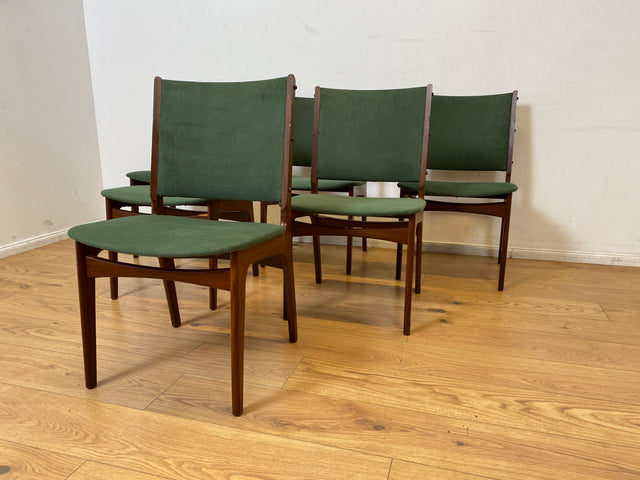 WMK I Set aus 6 skandinavischen Designer Stühlen von Erik Buck aus Nussbaum mit grünem Stoffbezug