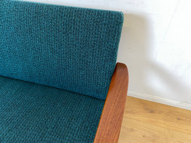 Elegantes skandinavisches Mid-Century Sofa mit Schlaffunktion , Teakholz Rahmen, und petrol Blauem Original Bezug I Couch Schlafsofa Schlafcouch Daybed Sitzgarnitur Danish Design Vintage 60er I