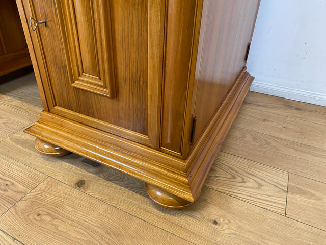 WMK I Hochwertiger Vintage 2-Personen Schreibtisch im Antiken Stil in Nussbaum