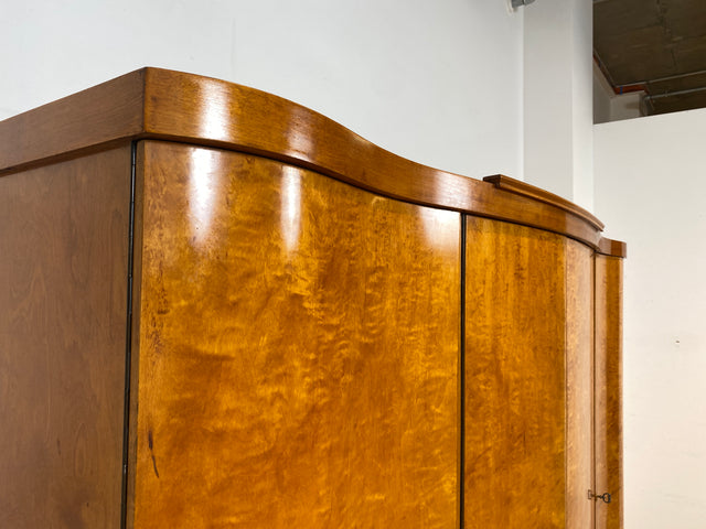 Wunderschöner und sehr gut erhaltener 30er Jahre Art Deco Kleiderschrank aus vollem Holz mit guter Aufteilung I Schrank Schlafzimmerschrank Wäscheschrank Vintage Antik Alt I