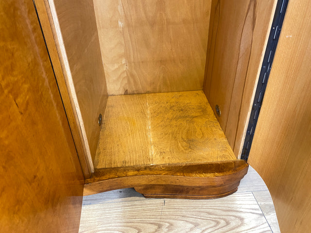 Wunderschöner und sehr gut erhaltener 30er Jahre Art Deco Kleiderschrank aus vollem Holz mit guter Aufteilung I Schrank Schlafzimmerschrank Wäscheschrank Vintage Antik Alt I