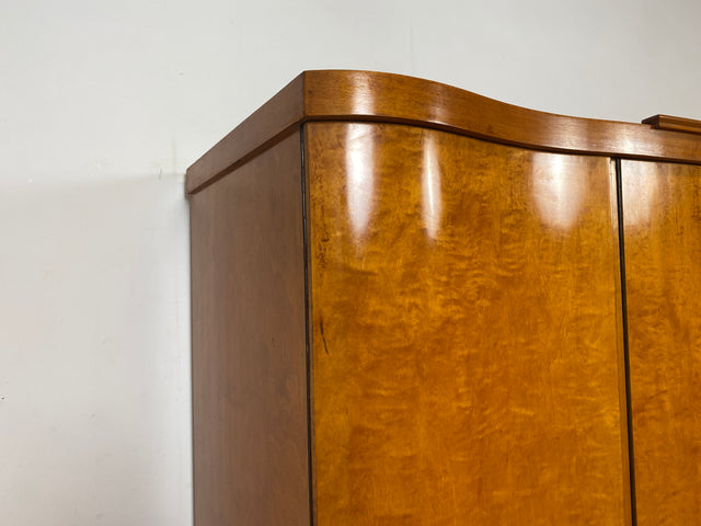Wunderschöner und sehr gut erhaltener 30er Jahre Art Deco Kleiderschrank aus vollem Holz mit guter Aufteilung I Schrank Schlafzimmerschrank Wäscheschrank Vintage Antik Alt I