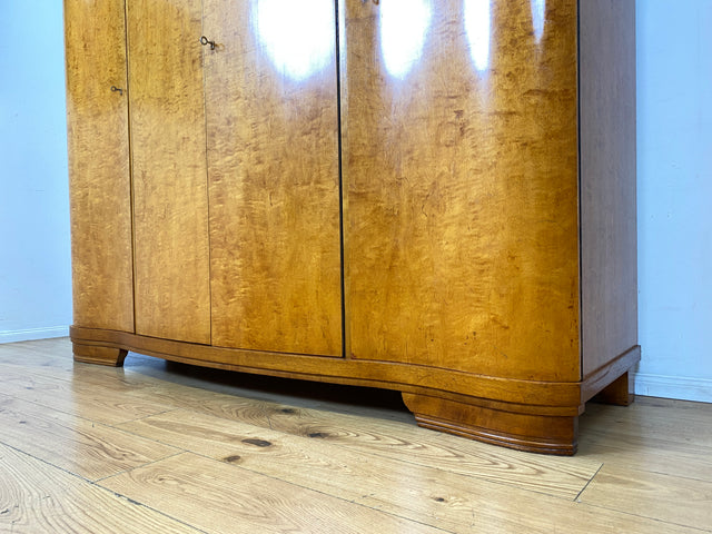 Wunderschöner und sehr gut erhaltener 30er Jahre Art Deco Kleiderschrank aus vollem Holz mit guter Aufteilung I Schrank Schlafzimmerschrank Wäscheschrank Vintage Antik Alt I