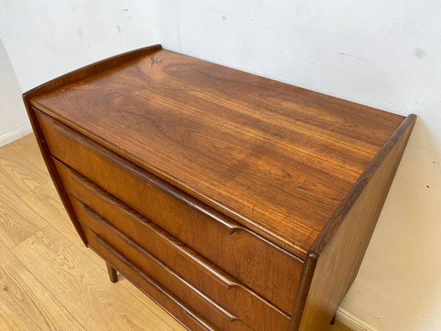 Das Highlight I Rare skandinavische Mid-Century Schminkkommode in Teakholz mit Schubladen & Spiegel I Kommode Sideboard Schminktisch Wäschekommode Frisierkommode Danish Design Vintage I