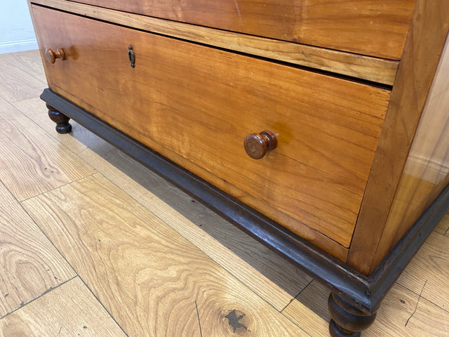 Edler antiker Waschtisch Schrank mit Spiegel & Marmor I Vollholz I Spiegelkommode Anrichte Schubladenkommode Marmorkommode Schminkkommode Frisierkommode Kommode Wäschekommode Vintage Jugendstil