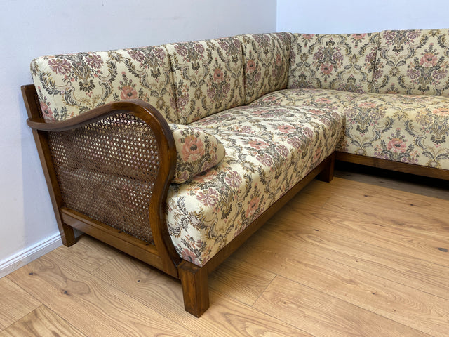 WMK I Wunderschönes antikes Ecksofa mit floralem Bezug , Wiener Geflecht und Federkern (Kopie)
