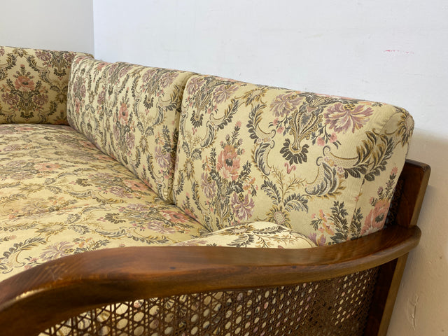 WMK I Wunderschönes antikes Ecksofa mit floralem Bezug , Wiener Geflecht und Federkern (Kopie)