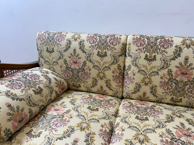 WMK I Wunderschönes antikes Ecksofa mit floralem Bezug , Wiener Geflecht und Federkern (Kopie)