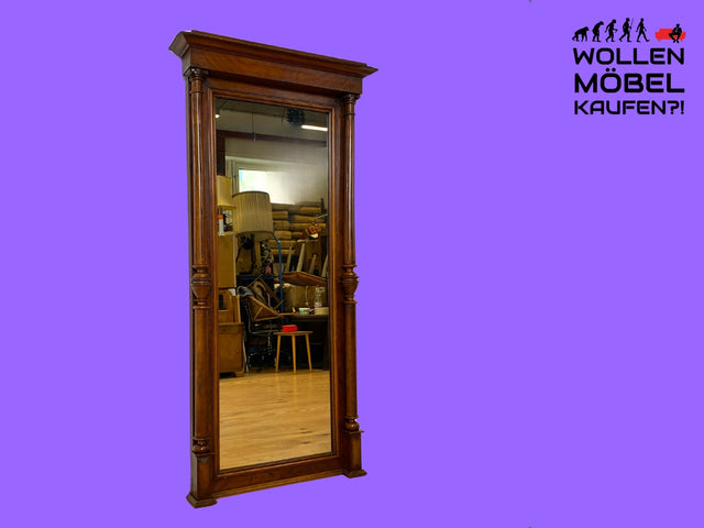 WMK I Vornehmer großer antiker Spiegel mit gedrechselten Säulen I 1880-1910 I Ganzkörperspiegel Wandspiegel Standspiegel Holzspiegel Garderobe Gründerzeit Historismus Vintage I Berlin Stuttgart NRW