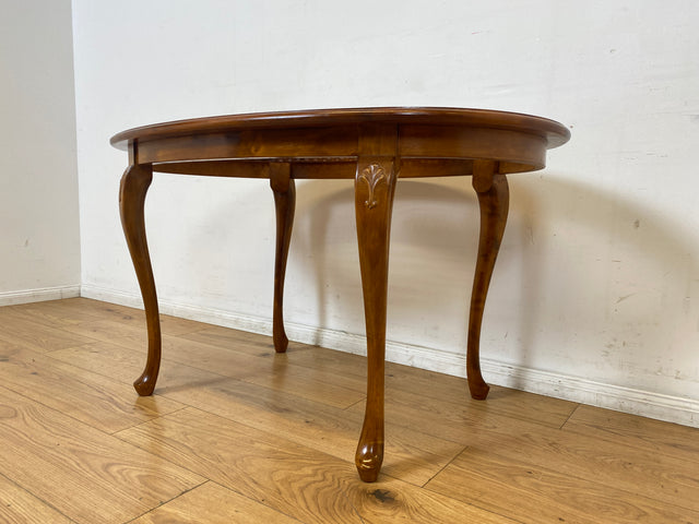 WMK I Edler handverzierter ovaler 60er Jahre Chippendale Couchtisch mit Glasplatte und Wiener Sonnengeflecht