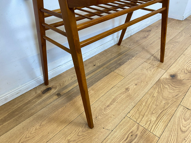 Stilvoller 60er Jahre Designer Couchtisch von František Jirák mit Glasplatte und Ablage I Glastisch Glascouchtisch Wohnzimmertisch Coffee Table Mid-Century 50er Vintage I