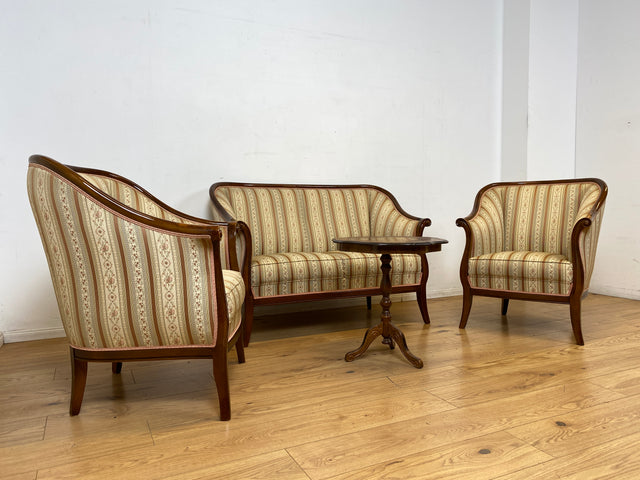 I Elegante und sehr gut erhaltene antike Sitzgarnitur aus Sofa und 2 Sessel mit Federkern und hochwertigem gestreiftem Stoffbezug I Sitzgruppe Couch Couchgarnitur Zweisitzer Vintage Biedermeier I