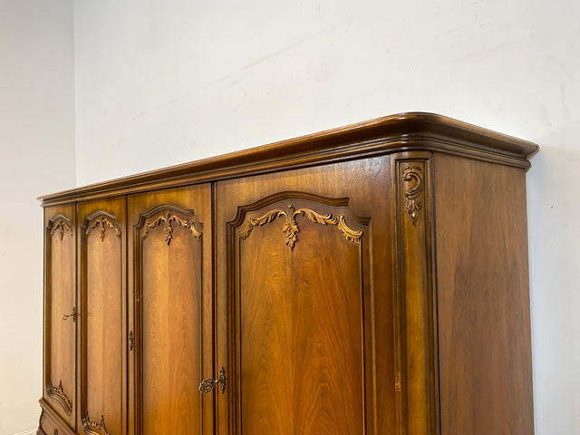 Eleganter und sehr gut erhaltener 60er Jahre Chippendale Schrank in Eiche mit Schubladen I Wohnzimmerschrank Sideboard Highboard Wäscheschrank Kleiderschrank Vintage Barock I