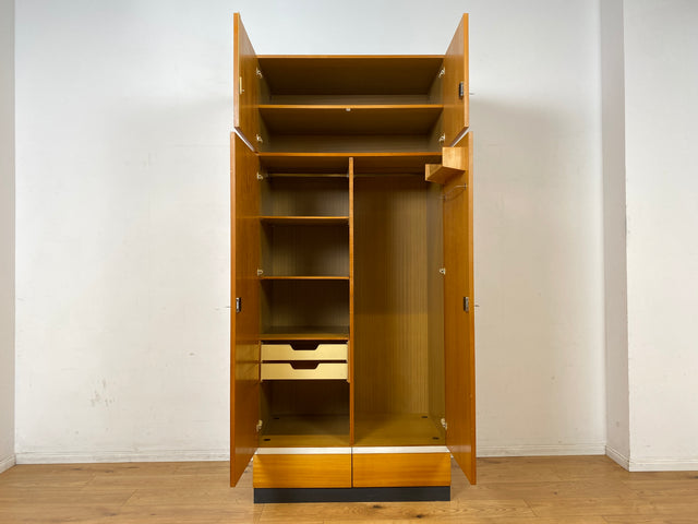 Stilvoller und perfekt aufgeteilter Vintage Kleiderschrank mit Aufsatz und Schubladen I Schrank Schlafzimmerschrank Wäscheschrank Wardrobe Retro Mid-Century 60er 70er I