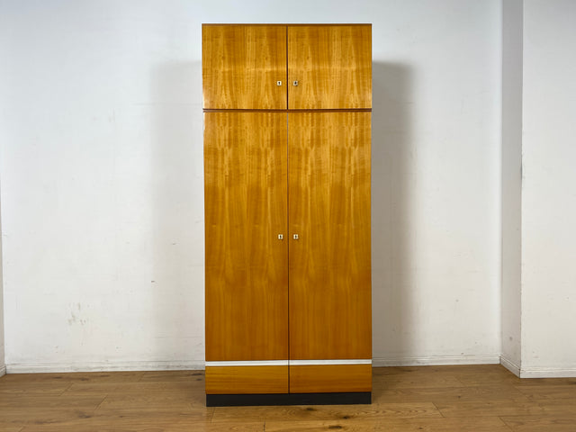 Stilvoller und perfekt aufgeteilter Vintage Kleiderschrank mit Aufsatz und Schubladen I Schrank Schlafzimmerschrank Wäscheschrank Wardrobe Retro Mid-Century 60er 70er I