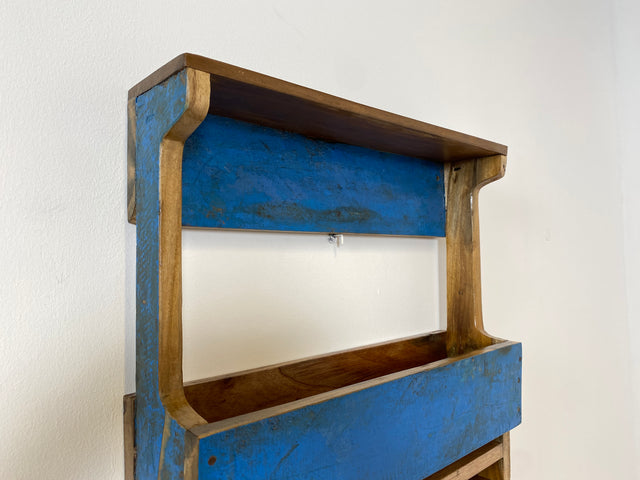 Boatwood by WMK # 1/2 Praktisches Wandweinregal für 4 Flaschen & 4 Gläser, ein aus altem Bootsholz handgefertigtes Unikat in Originalfarben # Weinregal Flaschenregal Wine Rack Gläserschiene Wandregal