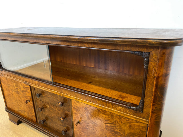 Wunderschöne 30er Jahre Art Deco Kommode I Massivholz in edlem Wurzelholz I mit Vitrine & Schubladen I Sideboard Schrank Barschrank Barkommode Wäschekommode Vintage Antik I