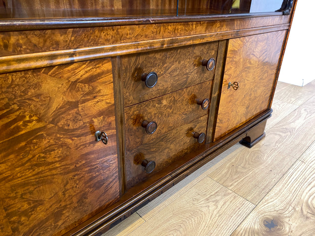 Wunderschöne 30er Jahre Art Deco Kommode I Massivholz in edlem Wurzelholz I mit Vitrine & Schubladen I Sideboard Schrank Barschrank Barkommode Wäschekommode Vintage Antik I