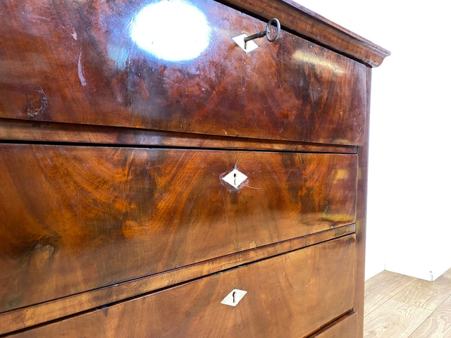 Hochwertige antike Massivholz Schreibkommode in Nussbaum mit aufklappbarer Schublade I Sekretär Schreibschrank Schubladenkommode Wäschekommode Schreibtisch Biedermeier Vintage I