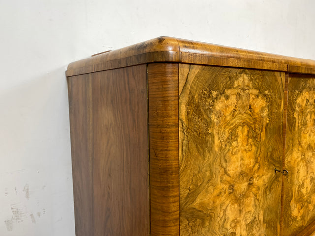 Grandiose Art Deco Anrichte I Vollholz in edlem Nussbaum Wurzelholz I Büfett Buffet Sideboard Kommode Schrank Geschirrschrank Kredenz Küchenschrank Antik Alt Vintage 30er I
