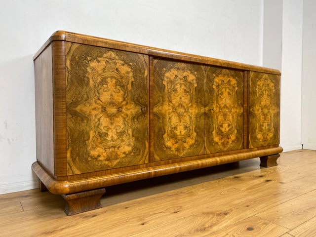 Grandiose Art Deco Anrichte I Vollholz in edlem Nussbaum Wurzelholz I Büfett Buffet Sideboard Kommode Schrank Geschirrschrank Kredenz Küchenschrank Antik Alt Vintage 30er I