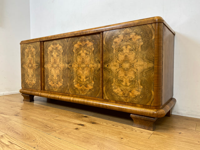 Grandiose Art Deco Anrichte I Vollholz in edlem Nussbaum Wurzelholz I Büfett Buffet Sideboard Kommode Schrank Geschirrschrank Kredenz Küchenschrank Antik Alt Vintage 30er I