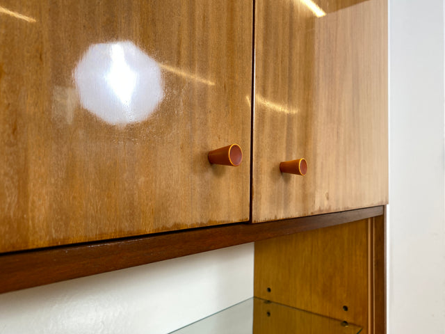 Schönes und geräumiges Mid-Century Highboard aus 1968  mit Glasregal I Schrank Bücherschrank Bücherregal Wohnzimmerschrank Kommode Vintage Retro 60er 70er Alt I