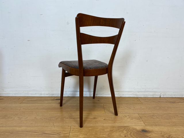 Set aus 4 formschönen und sehr gut erhaltenen 50er Jahre Stühlen mit Originalbezug I Esszimmerstühle Küchenstühle Holzstühle Dining Chairs Mid-Century Vintage 60er 4er I