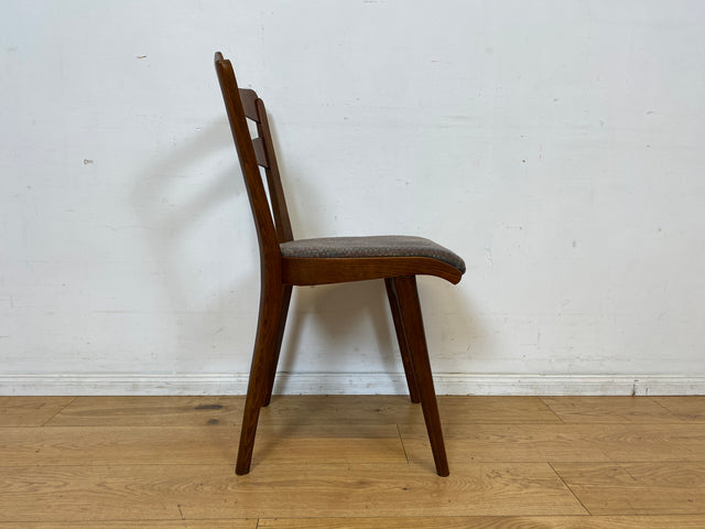 Set aus 4 formschönen und sehr gut erhaltenen 50er Jahre Stühlen mit Originalbezug I Esszimmerstühle Küchenstühle Holzstühle Dining Chairs Mid-Century Vintage 60er 4er I