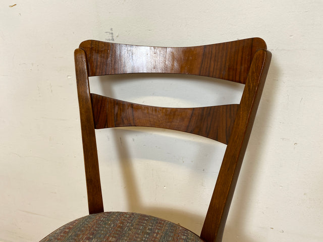 Set aus 4 formschönen und sehr gut erhaltenen 50er Jahre Stühlen mit Originalbezug I Esszimmerstühle Küchenstühle Holzstühle Dining Chairs Mid-Century Vintage 60er 4er I