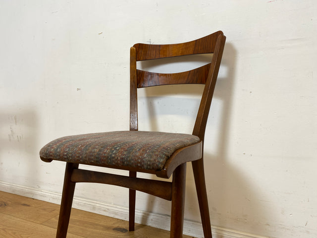 Set aus 4 formschönen und sehr gut erhaltenen 50er Jahre Stühlen mit Originalbezug I Esszimmerstühle Küchenstühle Holzstühle Dining Chairs Mid-Century Vintage 60er 4er I