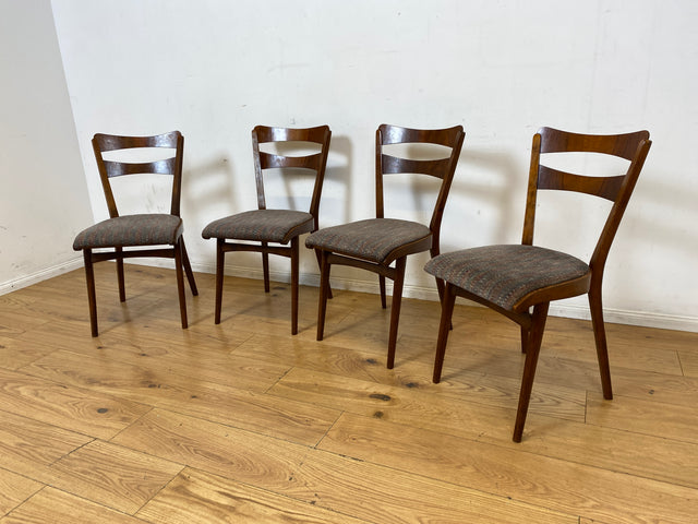 Set aus 4 formschönen und sehr gut erhaltenen 50er Jahre Stühlen mit Originalbezug I Esszimmerstühle Küchenstühle Holzstühle Dining Chairs Mid-Century Vintage 60er 4er I
