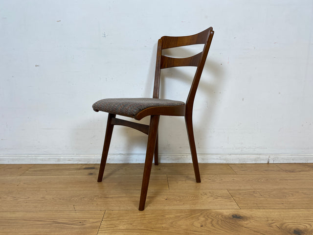 Set aus 4 formschönen und sehr gut erhaltenen 50er Jahre Stühlen mit Originalbezug I Esszimmerstühle Küchenstühle Holzstühle Dining Chairs Mid-Century Vintage 60er 4er I