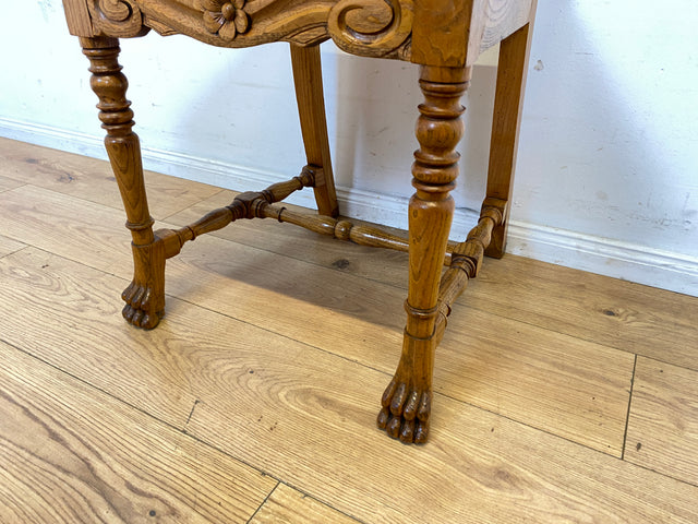 Set aus 4 grandiosen antiken Esszimmerstühlen aus handverzierter Eiche mit Wiener Geflecht I 1880-1910 I Stühle Holzstühle Dining Chairs Historismus Gründerzeit Vintage I