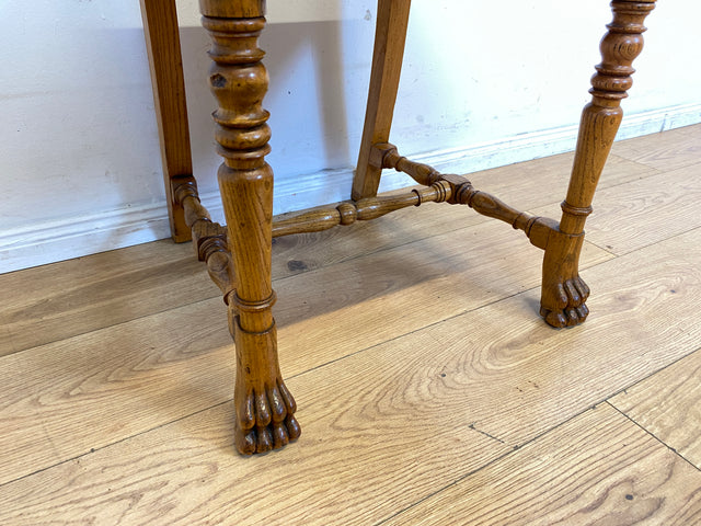 Set aus 4 grandiosen antiken Esszimmerstühlen aus handverzierter Eiche mit Wiener Geflecht I 1880-1910 I Stühle Holzstühle Dining Chairs Historismus Gründerzeit Vintage I