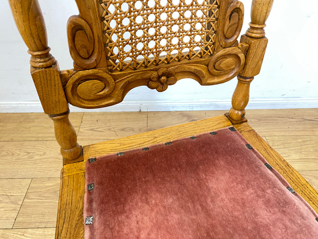 Set aus 4 grandiosen antiken Esszimmerstühlen aus handverzierter Eiche mit Wiener Geflecht I 1880-1910 I Stühle Holzstühle Dining Chairs Historismus Gründerzeit Vintage I